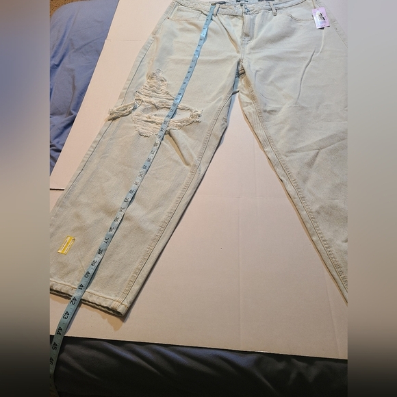 Wild Fable Womens Juniors Light Blue Distressed Jeans NWT Size 17/30 - Picture 8 of 8